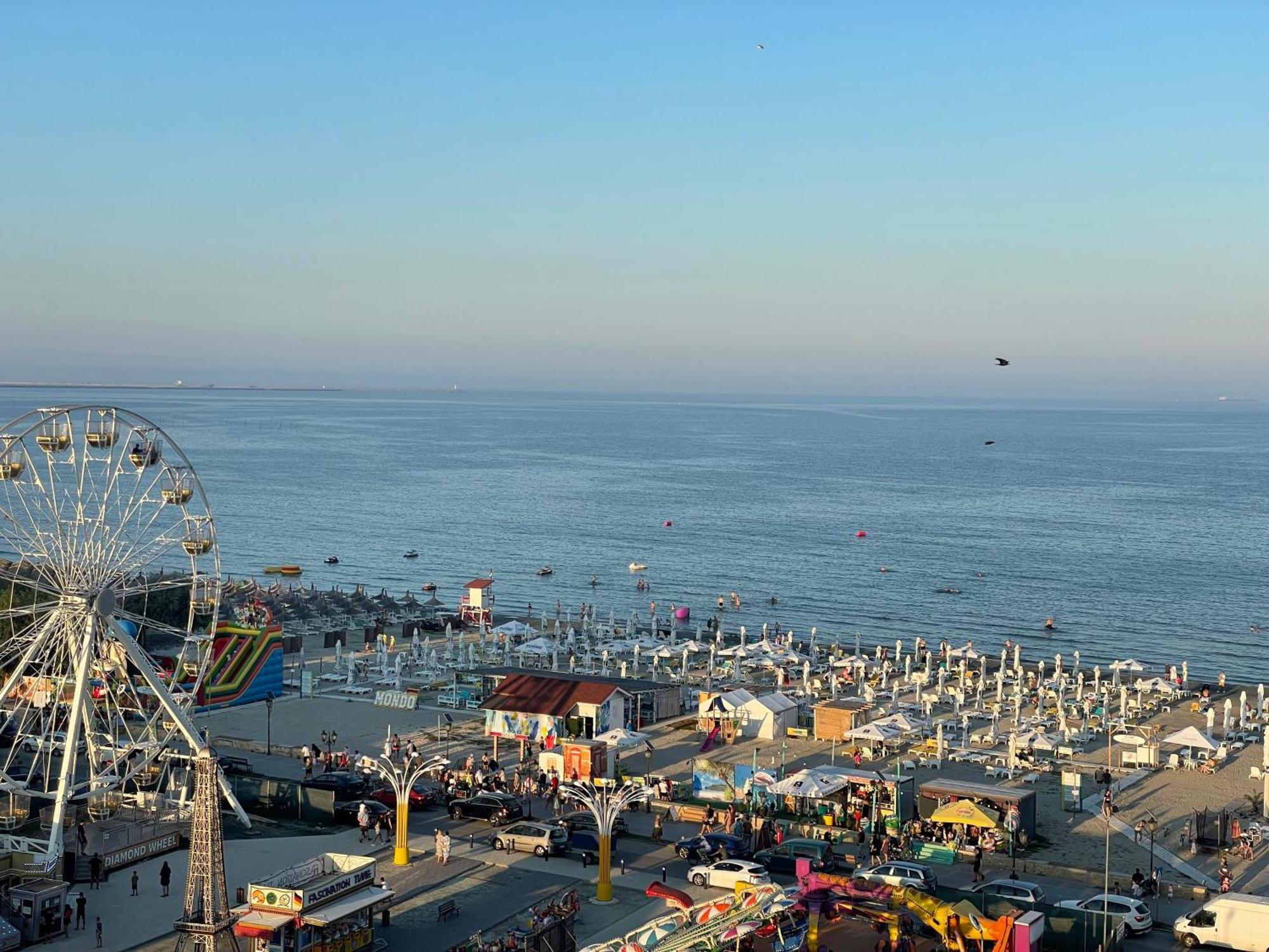 Mamaia Nord Vip Aparthotel Năvodari Zewnętrze zdjęcie