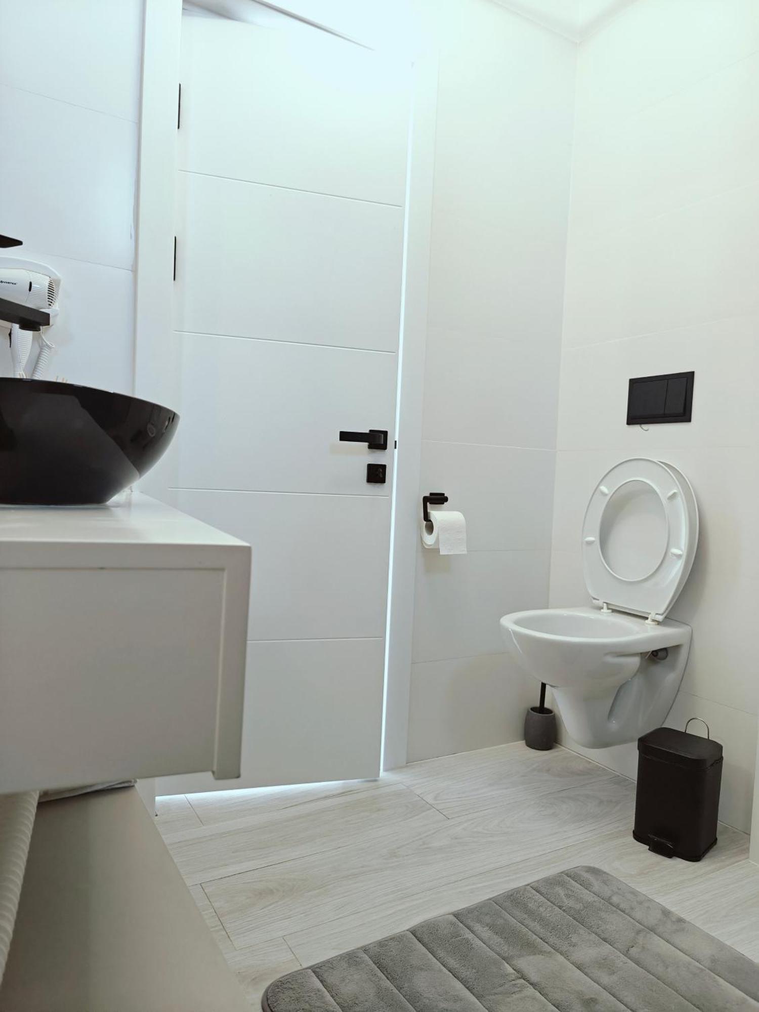 Mamaia Nord Vip Aparthotel Năvodari Zewnętrze zdjęcie