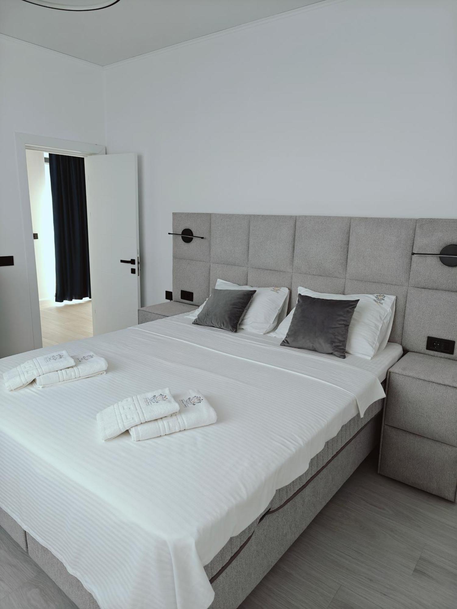 Mamaia Nord Vip Aparthotel Năvodari Zewnętrze zdjęcie